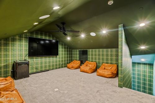 5431 Exeter Blvd, Phoenix AZ 85018-3227 exterior