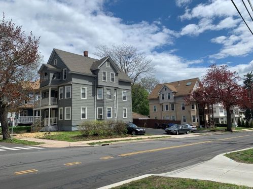 3 Kelsey St, New Britain, CT 06051-3220