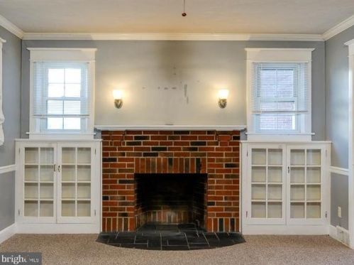 1002 York St, Hanover PA 17331-3360 exterior