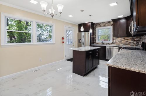 147 Fisher Ave, Piscataway NJ  08854-4830 exterior