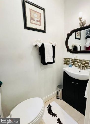 123 51 St, Philadelphia PA 19139-2726 exterior