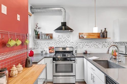 923 Mellon St, Pittsburgh PA 15206-2129 exterior