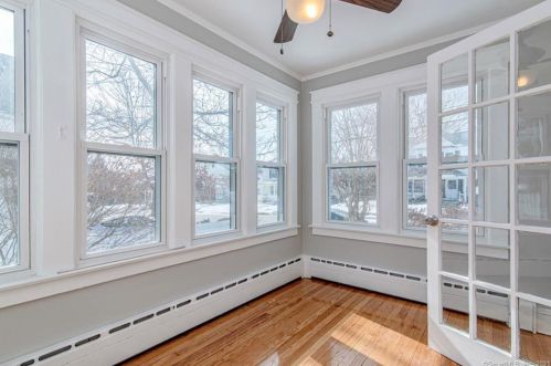 23 Holl St, Manchester CT 06040-5325 exterior