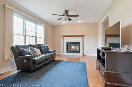 11720 Komensky Ave, Chicago IL 60623-2736 exterior