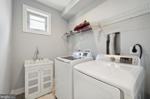 1214 17 St, Philadelphia PA 19132-3929 exterior