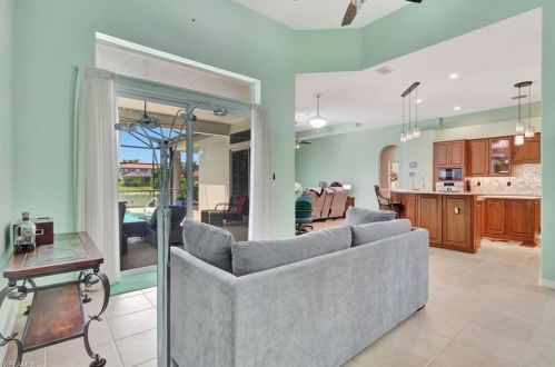 14802 Fripp Island Ct, Naples FL exterior