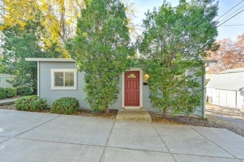 914 Mormon St, Folsom CA 95630-2611 exterior
