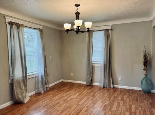 5007 Keyes Dr, Kalamazoo MI  49004-1572 exterior