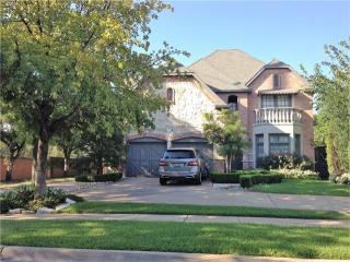 4596 Belfort Ave, Dallas TX  75205-3619 exterior