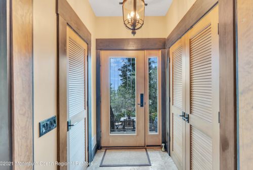 50 Hooper Ave, Atlantic Highlands NJ  07716-1537 exterior