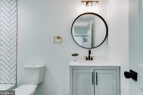 4207 Eads St, Washington DC 20019-3440 exterior