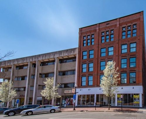 222 Main St, New Britain CT  06051-3111 exterior