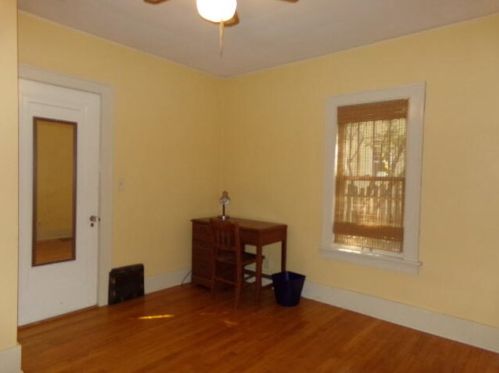 1416 Bank St, Kalamazoo MI 49001-2906 exterior