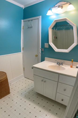 4031 Robinson St, Duluth MN 55804-2110 exterior