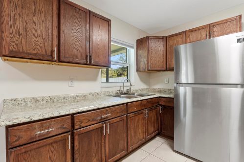 7604 Coquina Ave, Fort Pierce FL 34951-1032 exterior