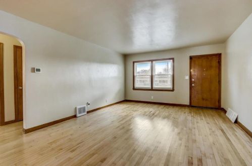 4451 53, Milwaukee WI 53218-5711 exterior