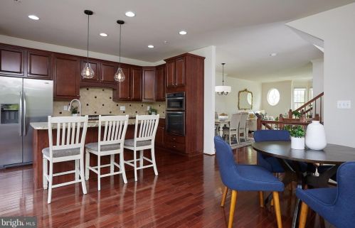 1209 Poplar Run Dr, Silver Spring MD 20906-6717 exterior