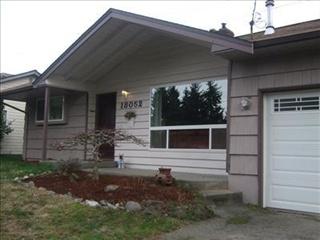 18052 7 Ave, Seattle WA  98155-3621 exterior