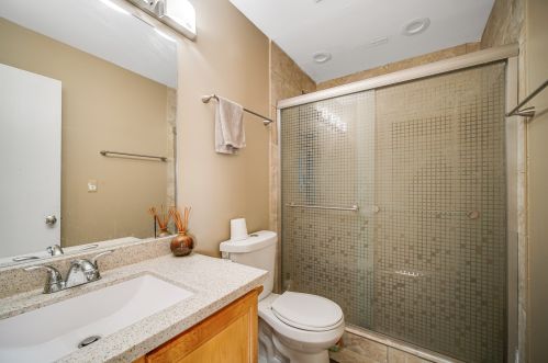 7219 Vincennes Ave, Chicago IL  60621-3517 exterior