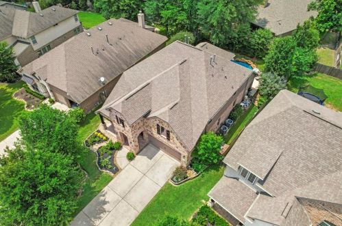 331 Kinderwood Trl, Montgomery TX 77316-2121 exterior