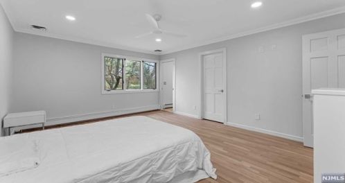 2 Toboggan Rdg Rd, Upper Saddle River NJ 07458-2521 exterior