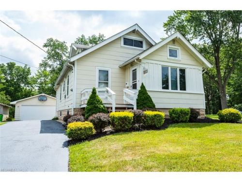 306 Glendale St, Cleveland OH  44146-3234 exterior