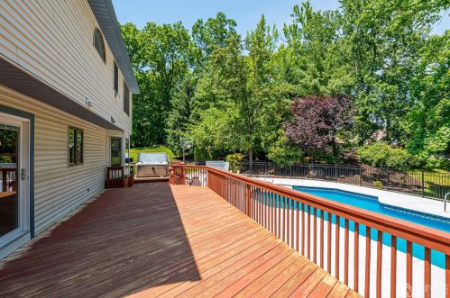 102 King St, Edison NJ 08820-1023 exterior