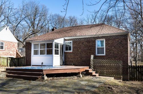 205 College Ave, Saint Louis MO 63107-1612 exterior