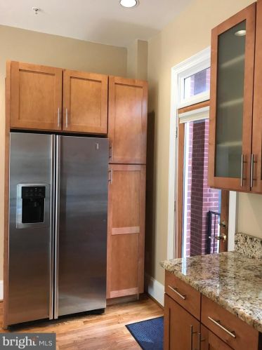 2523 K St, Washington DC  20037-2002 exterior