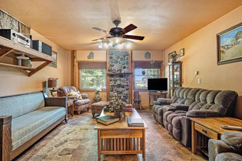 224 Elizabeth St, Sylvan Beach MI 49461-1311 exterior