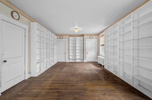 5701 Elgin St, Pittsburgh PA 15206-1635 exterior