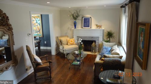 1527 Elson St, Silver Spring MD  20912-7077 exterior