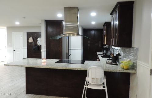 4001 61 St, Phoenix AZ 85033-1712 exterior