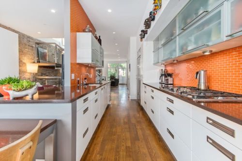 2131 Moffat St, Chicago IL 60647-4313 exterior