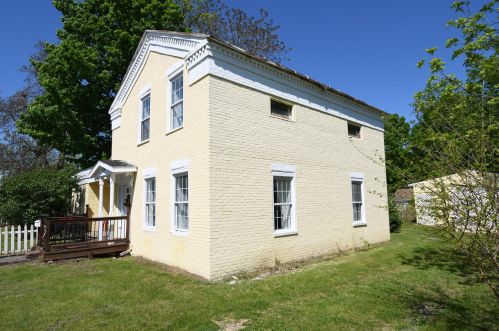 514 Kalamazoo St, Paw Paw MI 49079-1130 exterior