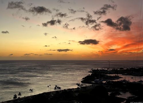 1330 Ala Moana Blvd, Honolulu HI  96814-4200 exterior