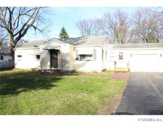 199 Bayway Dr, Webster NY  14580-1401 exterior