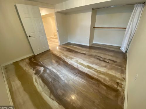 1629 Hazel St, Saint Paul MN 55119-4231 exterior