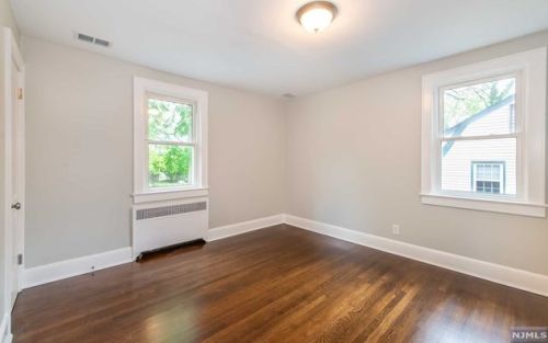 765 Salem St, Teaneck NJ 07666-5321 exterior