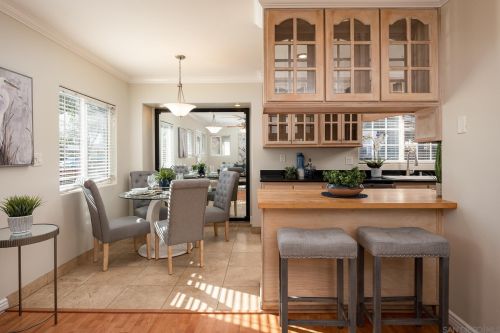 3828 Meade Ave, San Diego CA 92116-3818 exterior