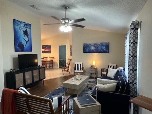 1333 Appamattox Ter, Fort Pierce FL  34952-7102 exterior