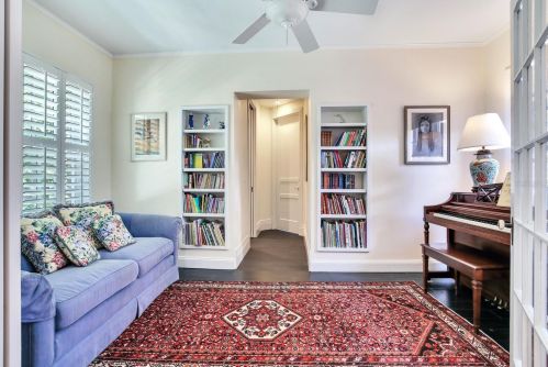 2820 Fountain Blvd, Tampa FL  33609-4012 exterior