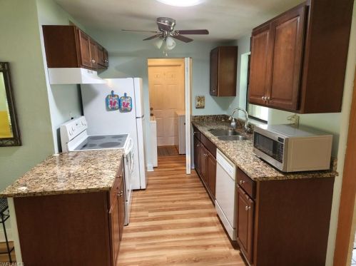 2200 Estey Ave, Naples FL 34104-4247 exterior