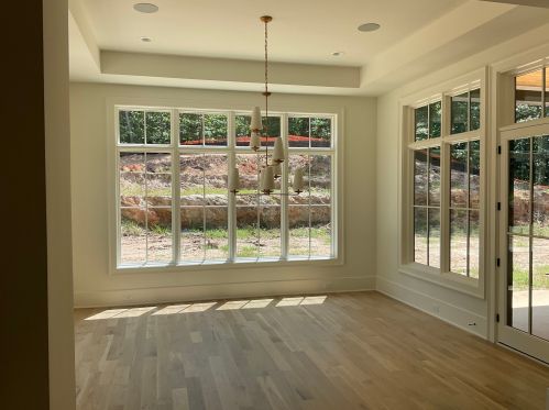 5271 Lk Forrest Dr, Atlanta GA 30342-2524 exterior