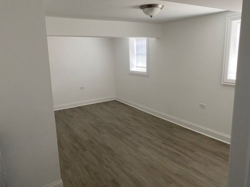 4608 Sacramento, Chicago IL 60655-2006 exterior