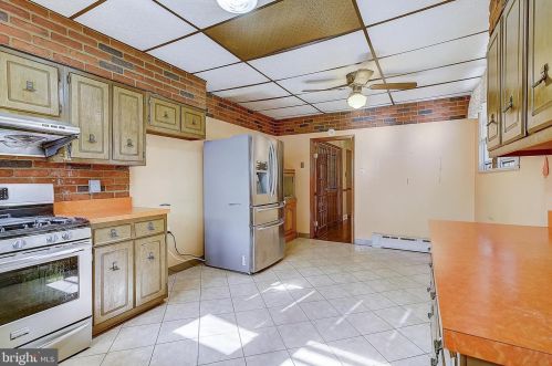 3224 Cottman Ave, Philadelphia PA 19149-1605 exterior