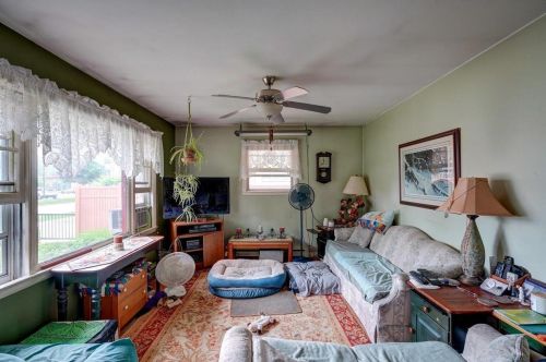 1018 Brk St, Madison WI 53715-1502 exterior