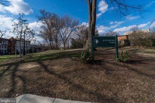 2227 20th St, Washington DC  20009-5075 exterior