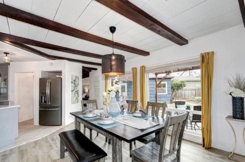 819 Campus Way, Davis CA 95616-3518 exterior