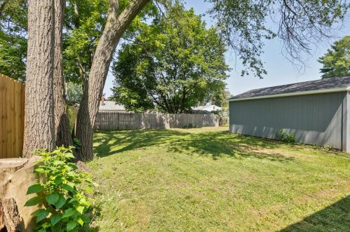 3117 Stratford Dr, Wyoming MI exterior